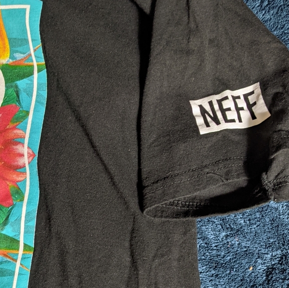 Disney Neff Collection T-Shirt - Picture 2 of 4